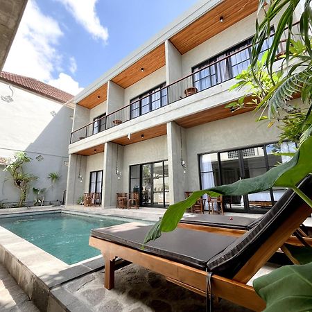 Adi Surya Guest House Σεμινιάκ Εξωτερικό φωτογραφία