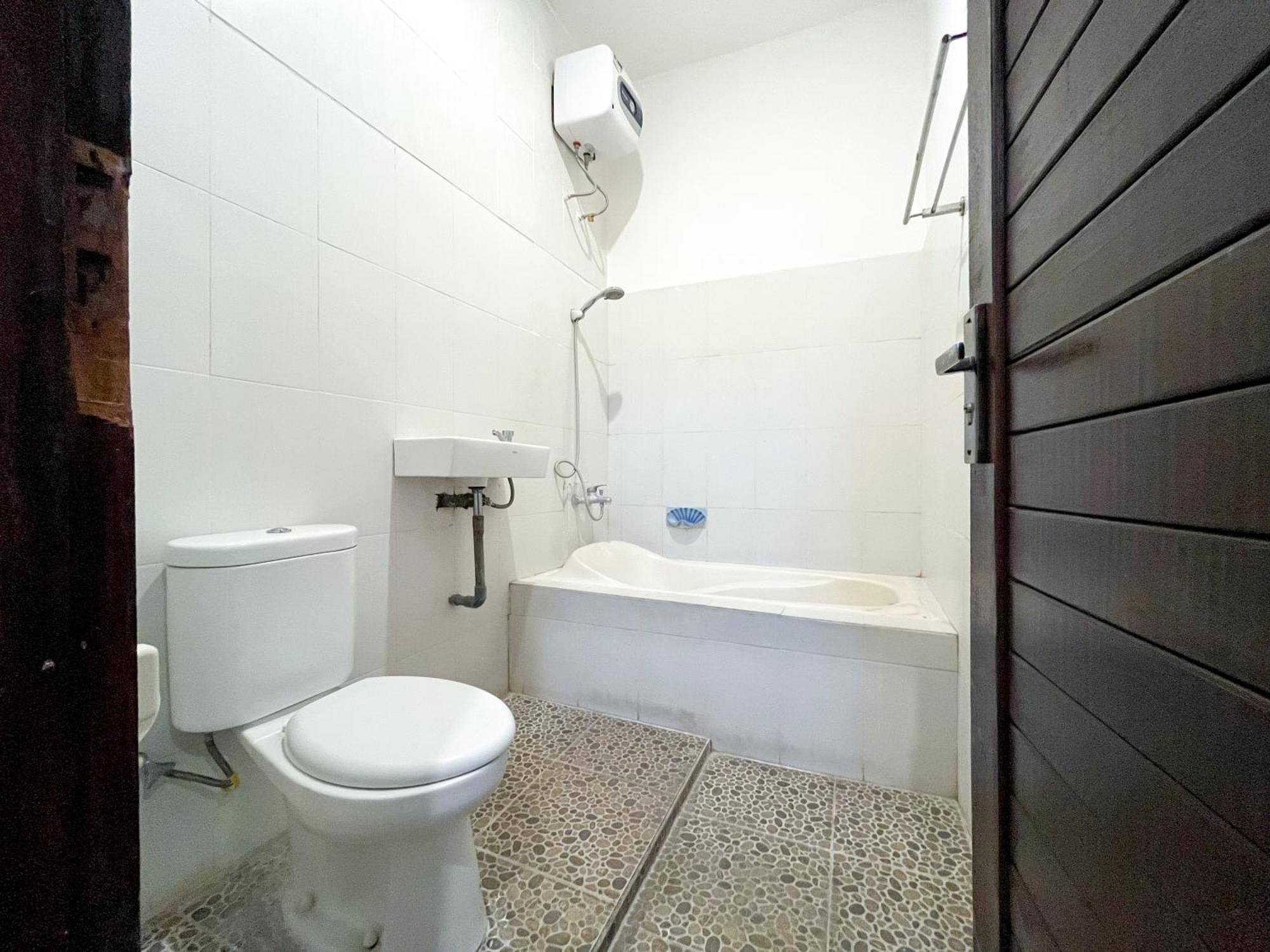 Adi Surya Guest House Σεμινιάκ Εξωτερικό φωτογραφία