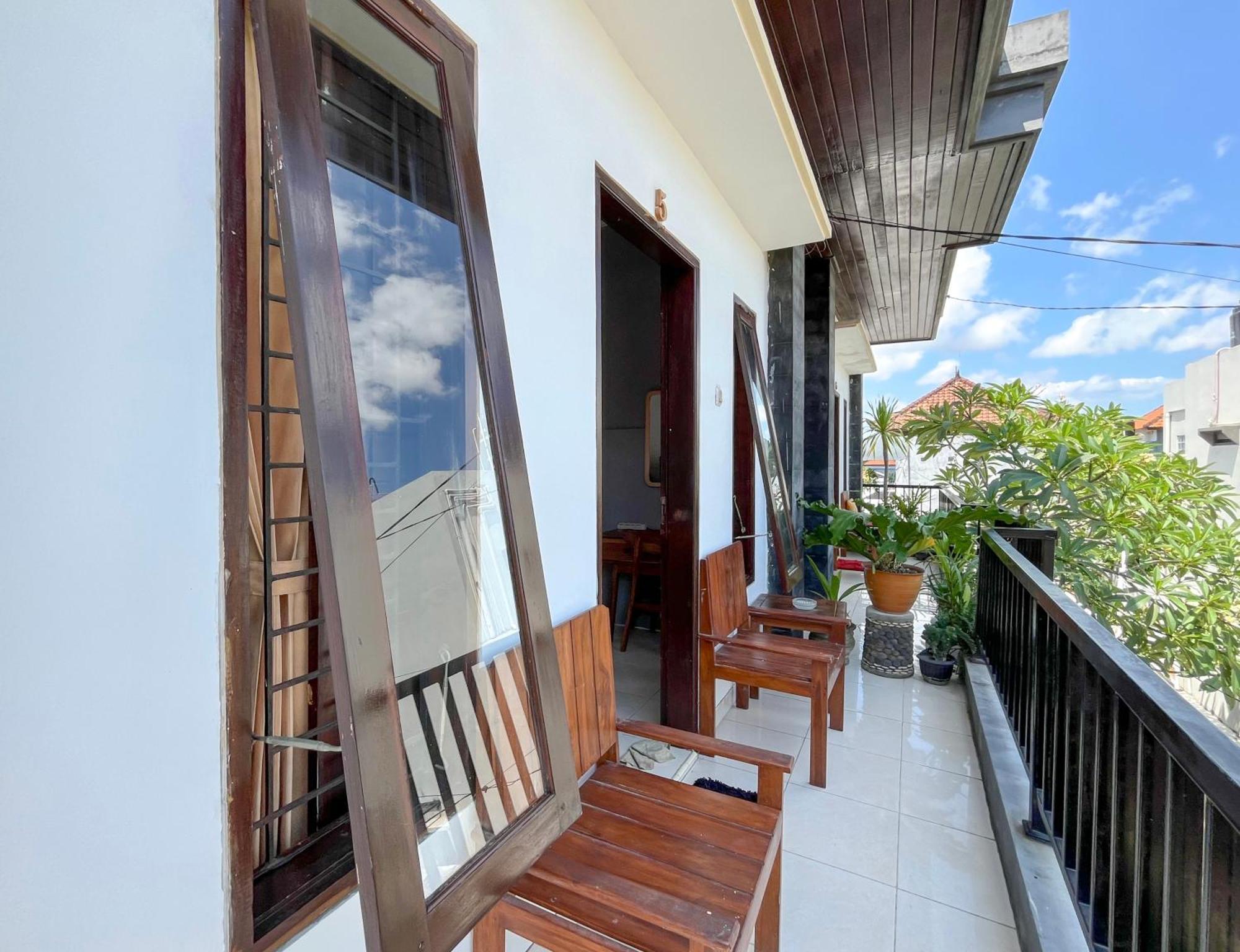 Adi Surya Guest House Σεμινιάκ Εξωτερικό φωτογραφία